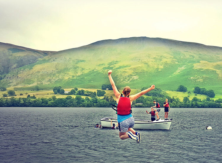 EBD_jetty-jump-girl-ullswater-boat-jog-dip-750x550