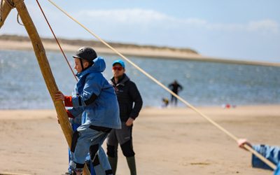 Aberdovey-beach-boy-pioneering-small-400x250