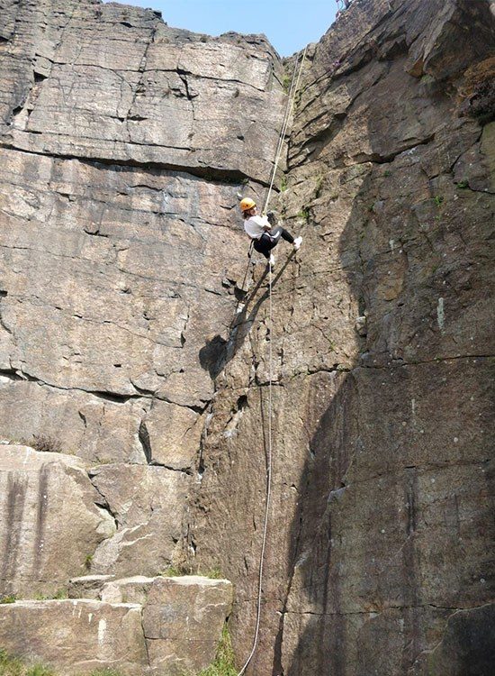 550x750 Diversity abseil